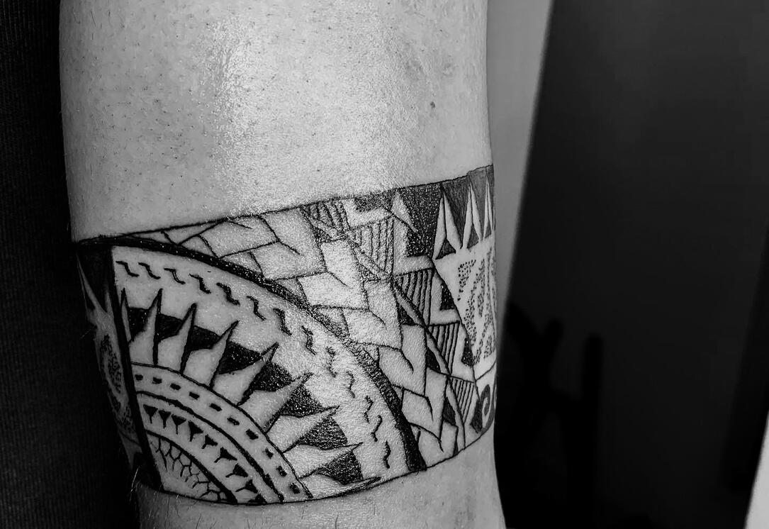 MAORI STYLE ARM BAND TATTOO #1